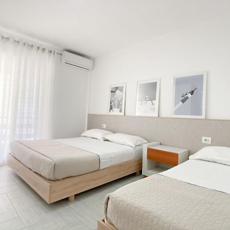 Promo Price September - Home By The Sea 1 Min From The Beach Golem  Esterno foto