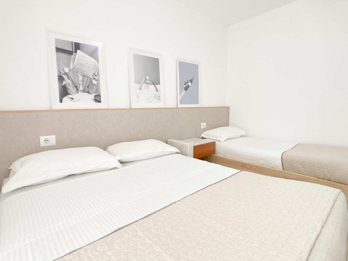Promo Price September - Home By The Sea 1 Min From The Beach Golem  Esterno foto